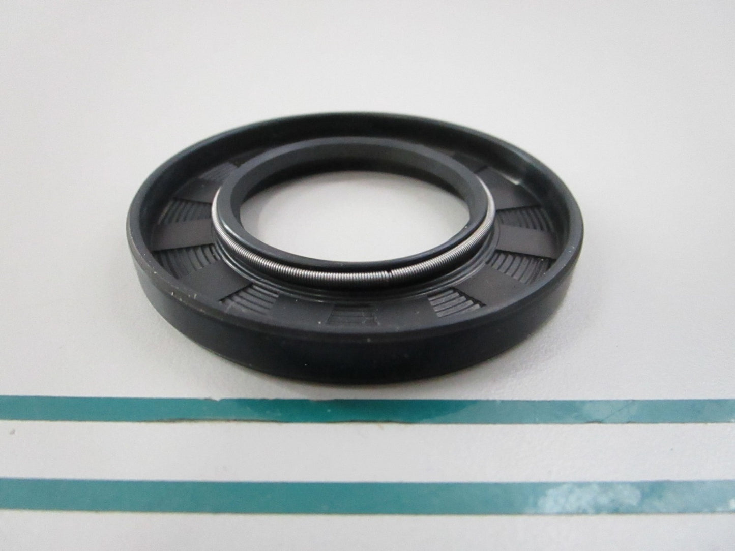NEW OEM 958860 Volvo Penta Sealing Ring 0810