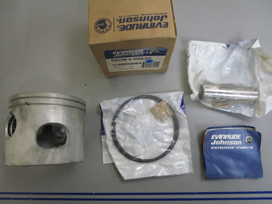 *NEW OEM* 0820 OMC Johnson Evinrude Piston & Ring Kit 5006684
