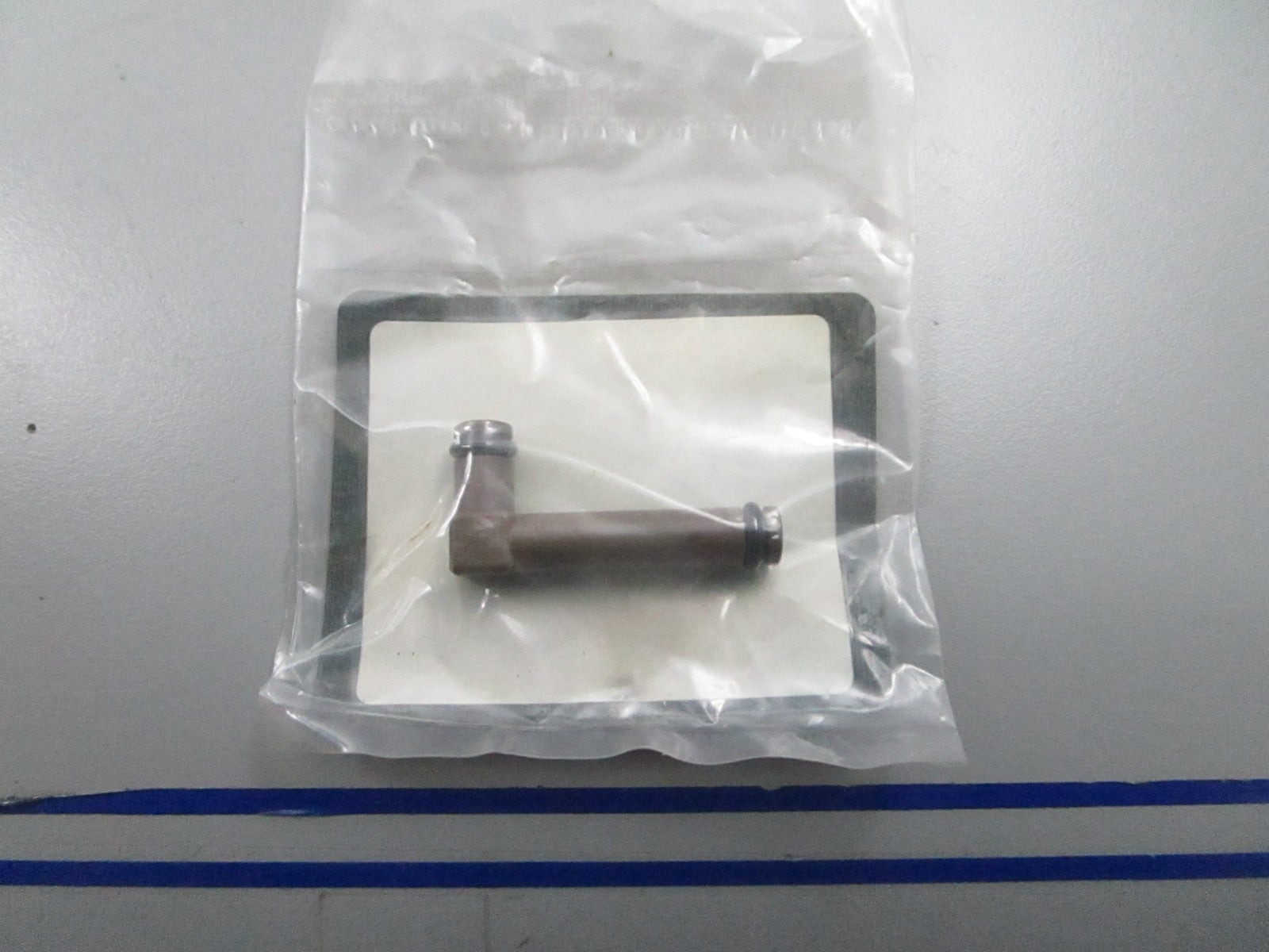 *NEW OEM* 0810 OMC Johnson Evinrude Comp Unit 5037548