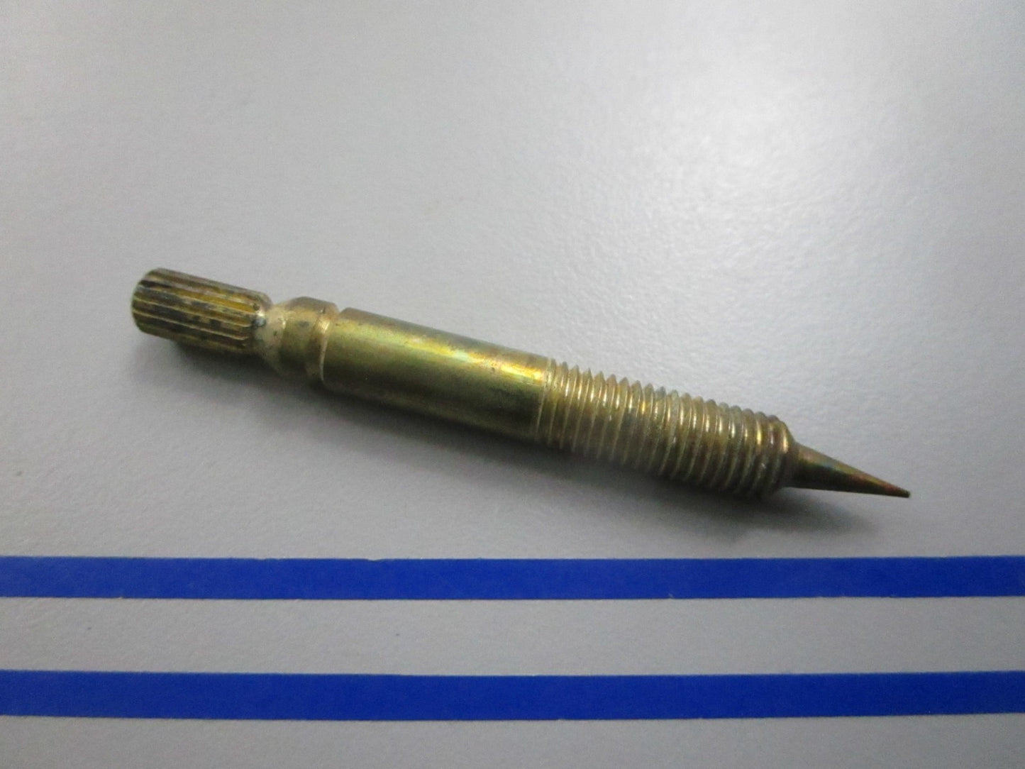 NEW OEM 312824 0312824 OMC Johnson Evinrude Needle Jet 0810