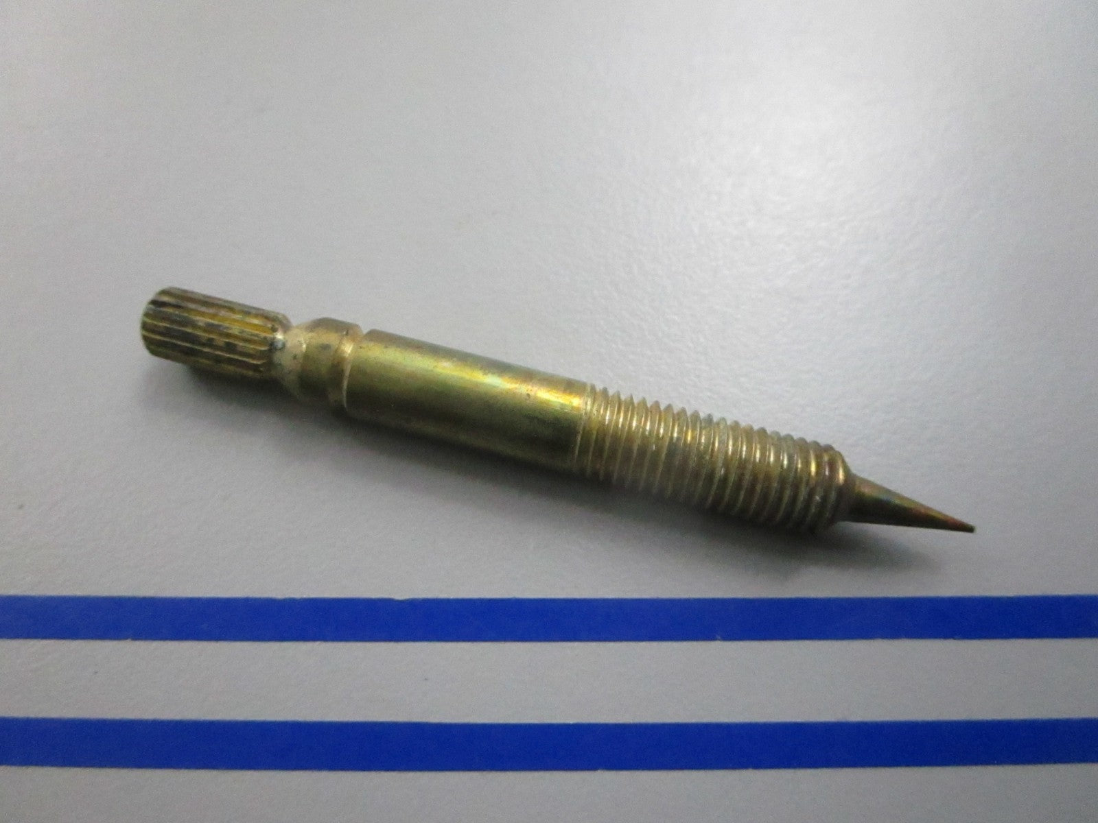 NEW OEM 312824 0312824 OMC Johnson Evinrude Needle Jet 0810