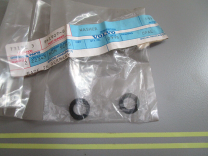 *NEW OEM* (LOT OF 2) 0810 Volvo Penta Washer 941907