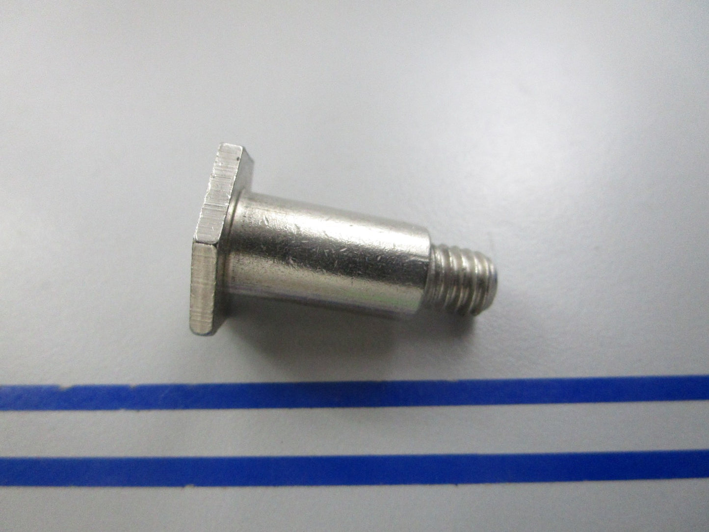 NEW OEM 313849 0313849 OMC Johnson Evinrude Stop Link Screw 0810