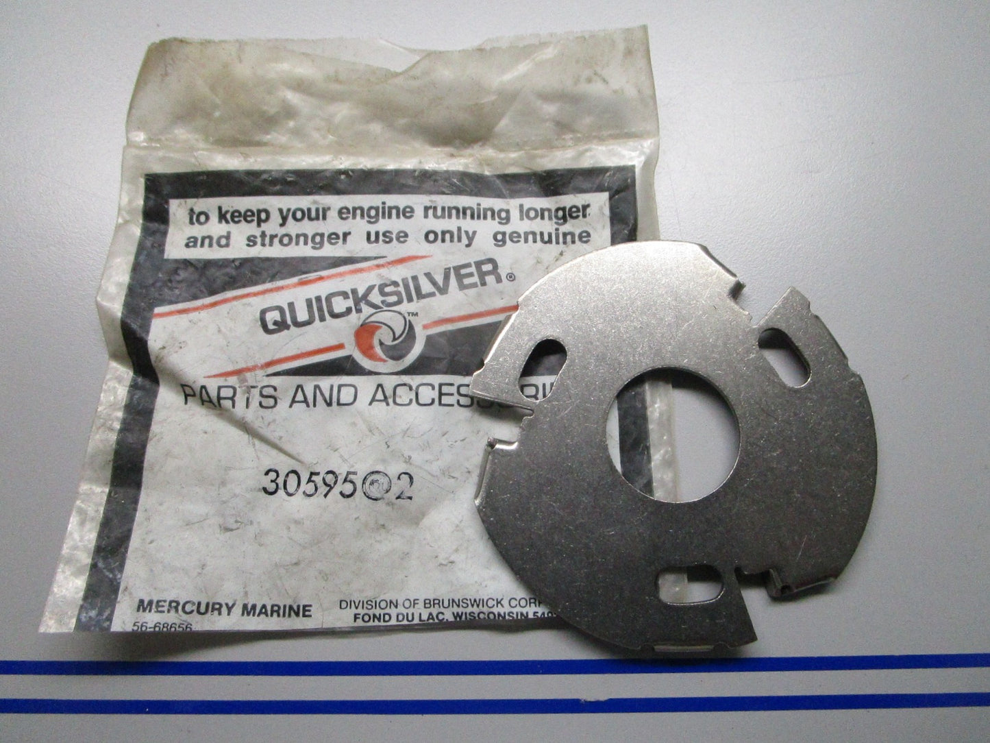 *NEW OEM* 0810 Mercury Quicksilver Plate 30595