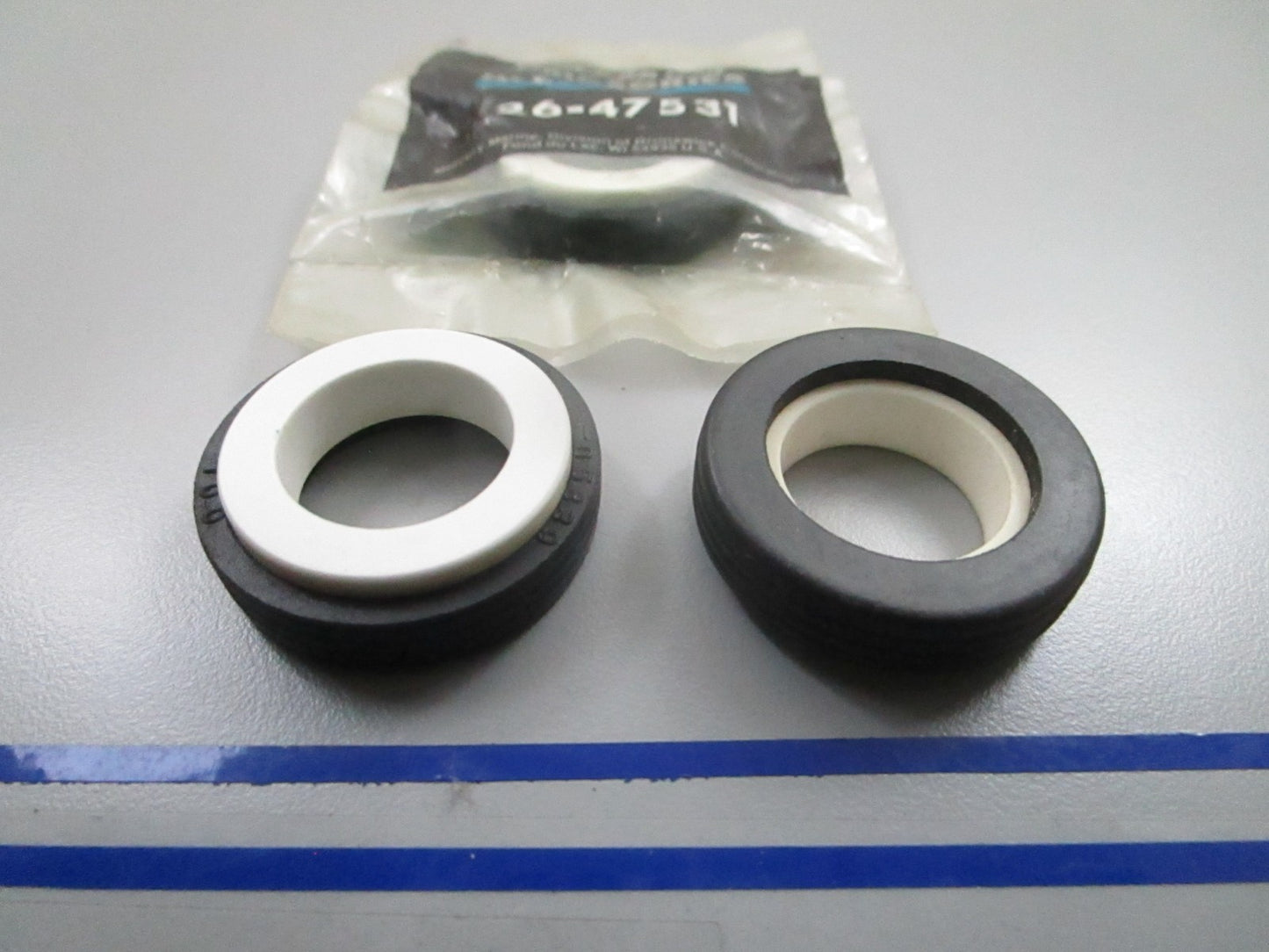 *NEW OEM* (LOT OF 3) 0810 Mercury Quicksilver Floating Seal 26-47531