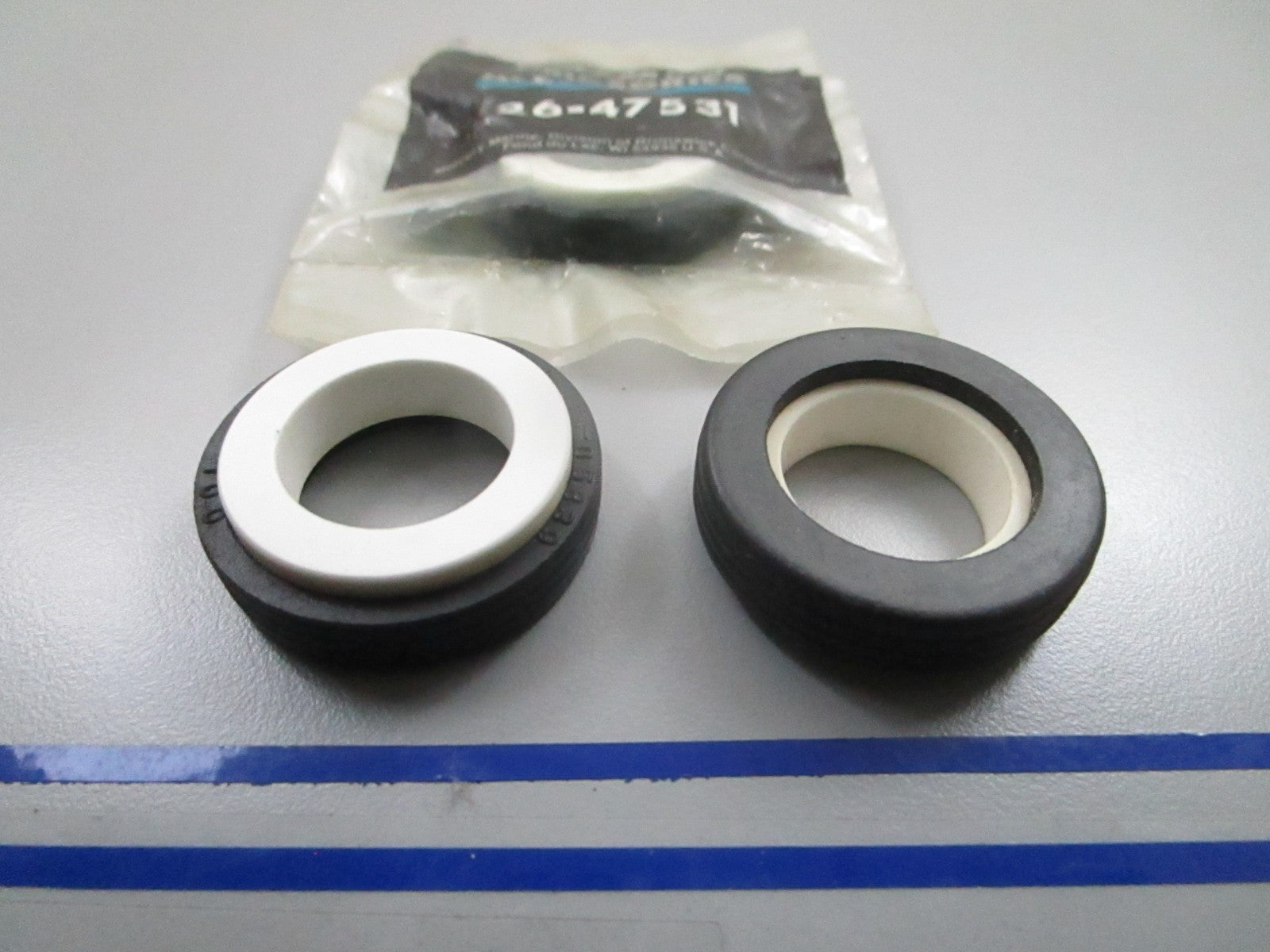 *NEW OEM* (LOT OF 3) 0810 Mercury Quicksilver Floating Seal 26-47531