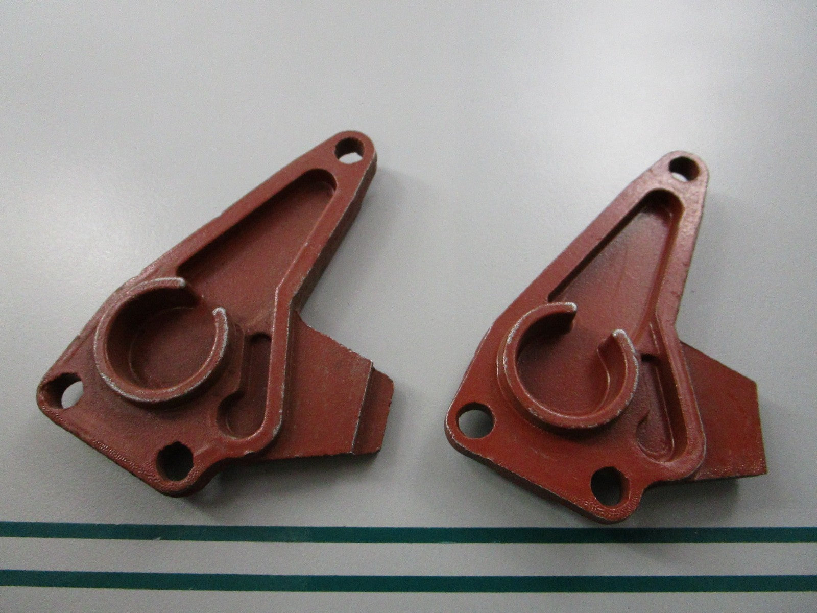 NEW OEM (LOT OF 2) 312714 0312714 OMC Johnson Evinrude Thermostat Cover 0810