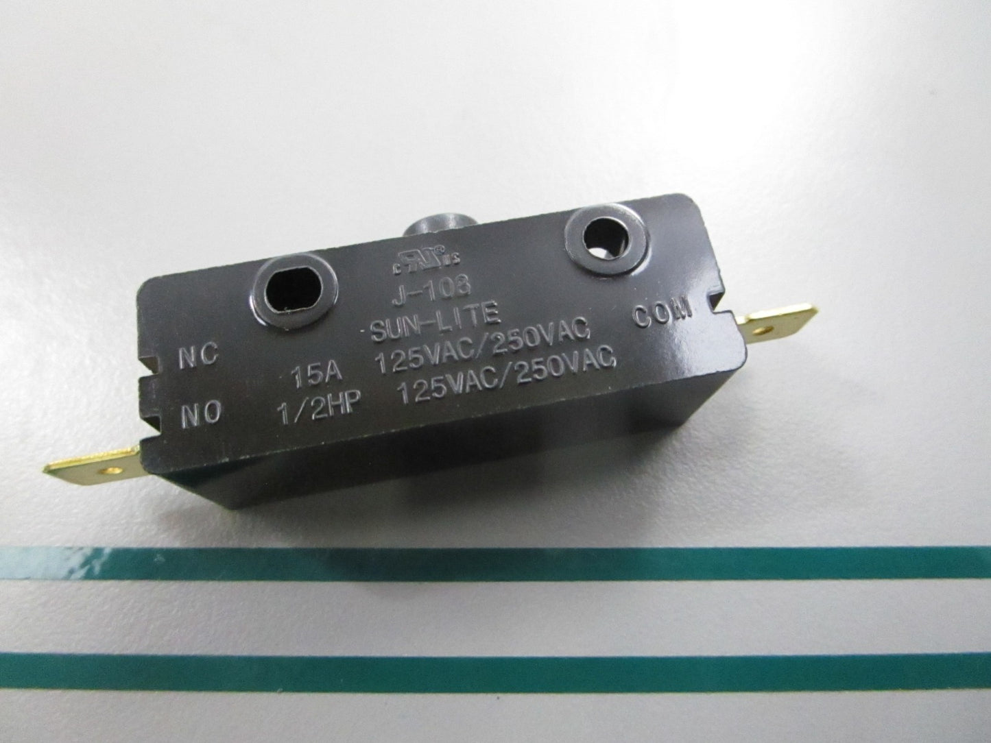 NEW OEM WD21X10261 GE Interlock Switch 0810