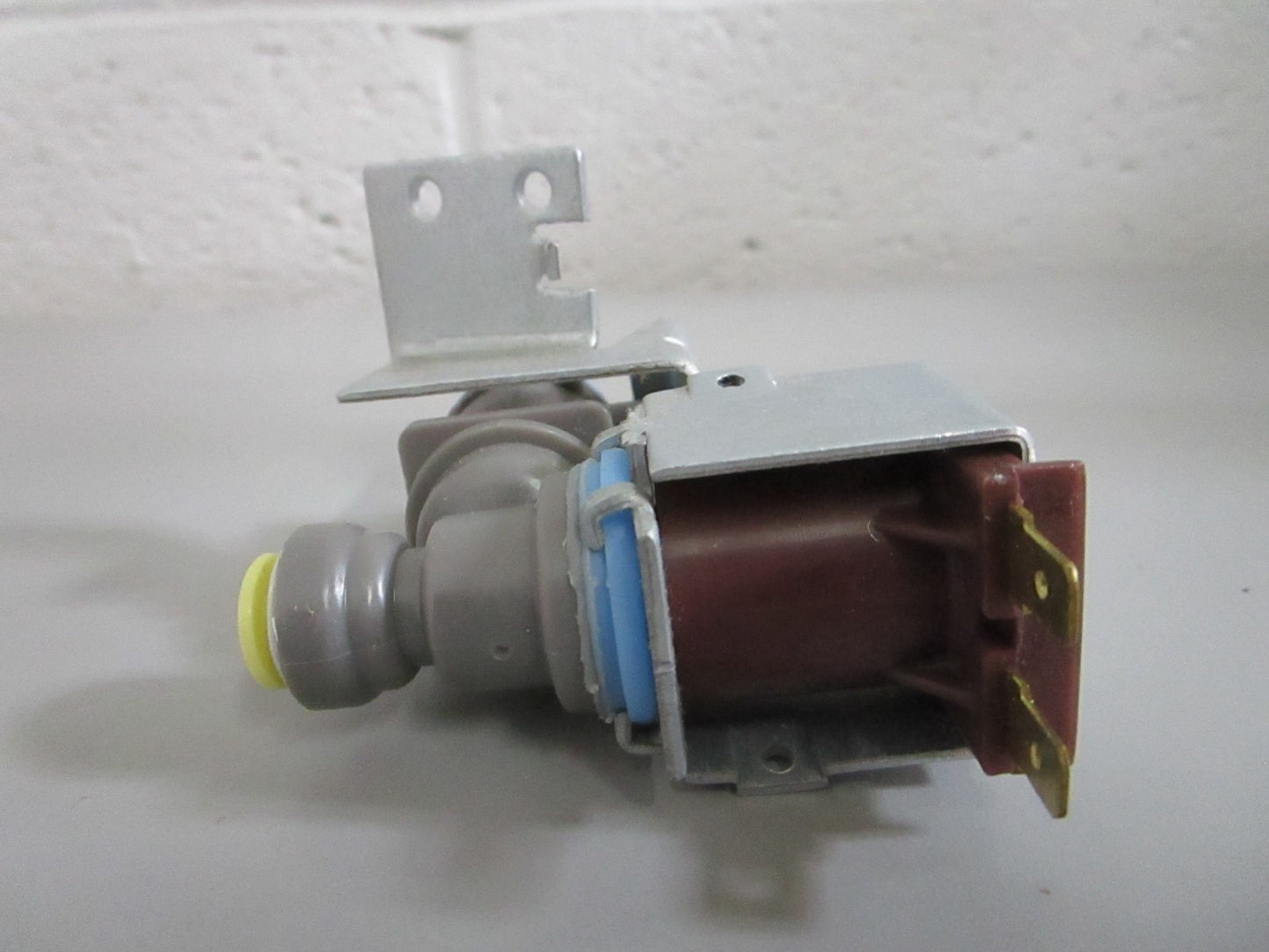 Whirlpool NEW OEM Refrigerator Water Inlet Valve W11766865 NOS Genuine 0820