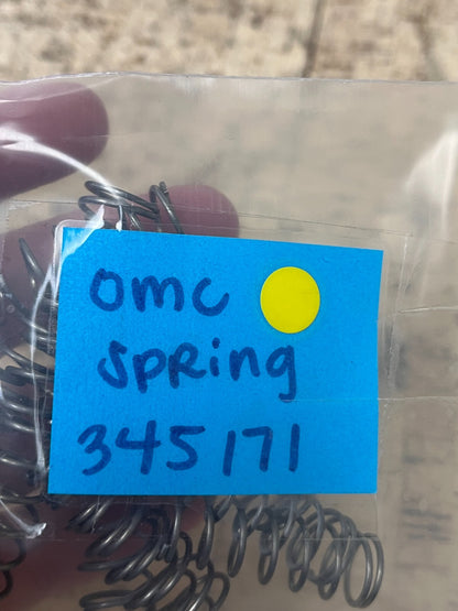 *NEW OEM* 0720 OMC Johnson Evinrude Spring 345171 0345171