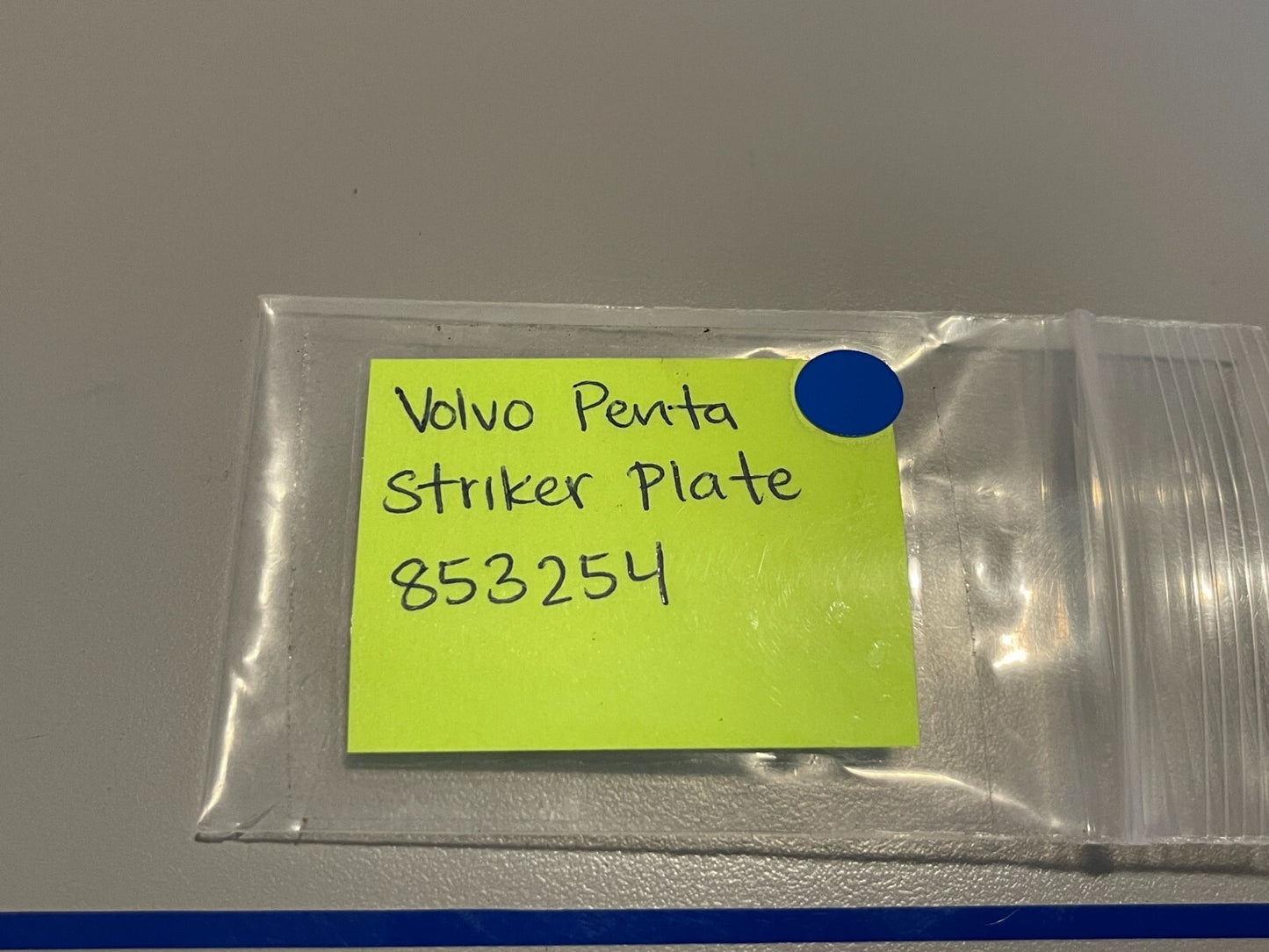 *NEW OEM* 0810 Volvo Penta Striker Plate 853254