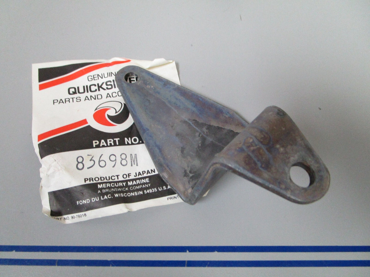*NEW OEM* 0810 Mercury Quicksilver Steering Bracket 83698M
