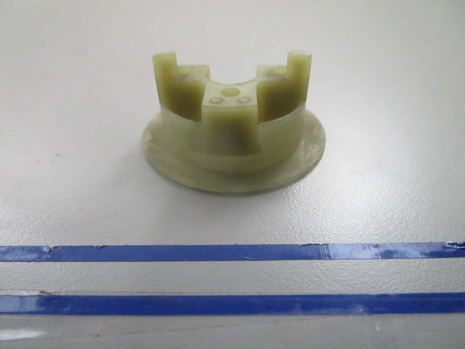 *NEW OEM* 0810 OMC Johnson Evinrude Terminal Board 326907 0326907