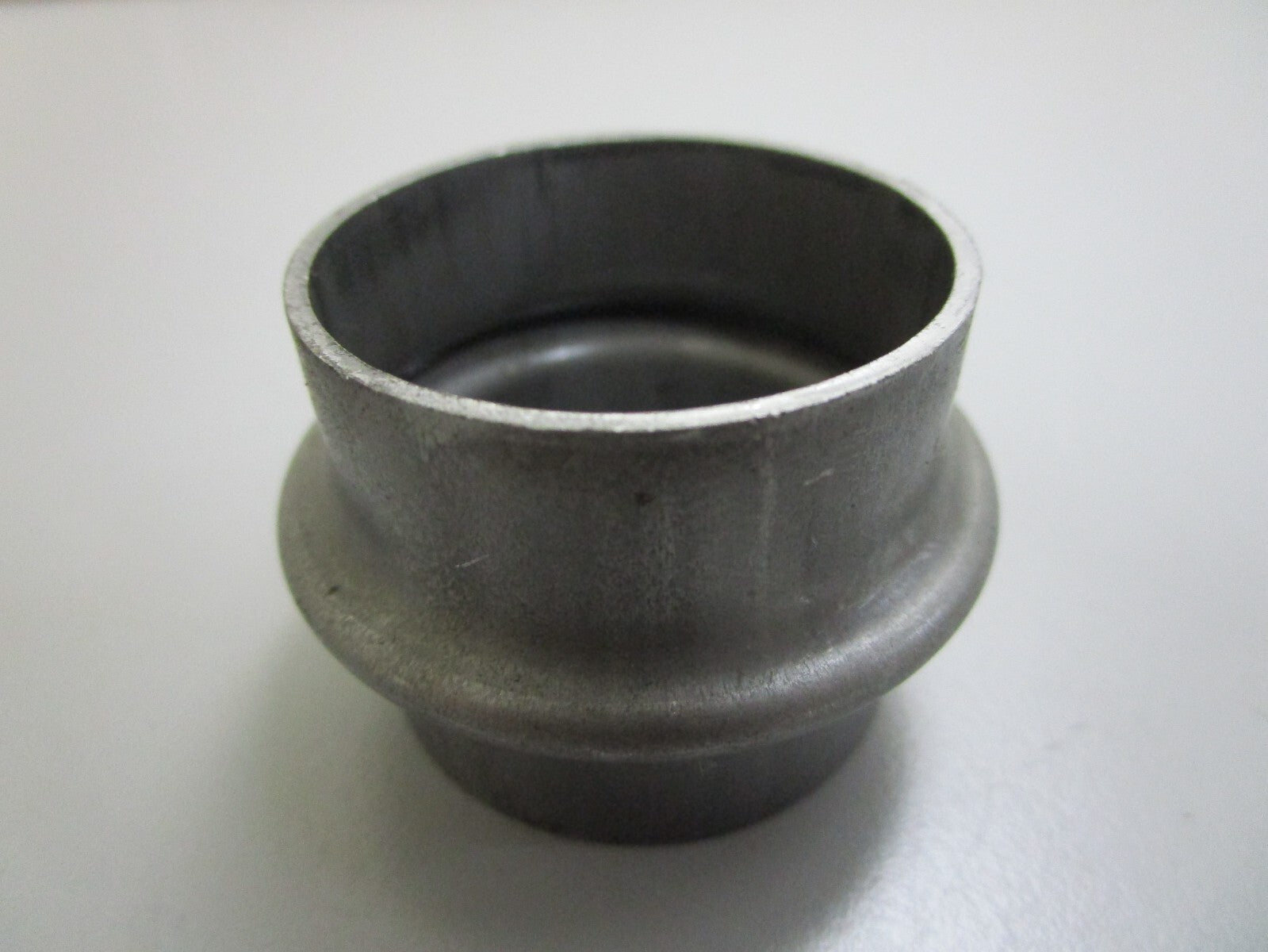 *NEW OEM* 0820 Volvo Penta Sleeve 3852304