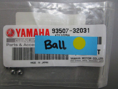 *NEW OEM* (LOT OF 5) 0810 Yamaha Ball 93507-32031