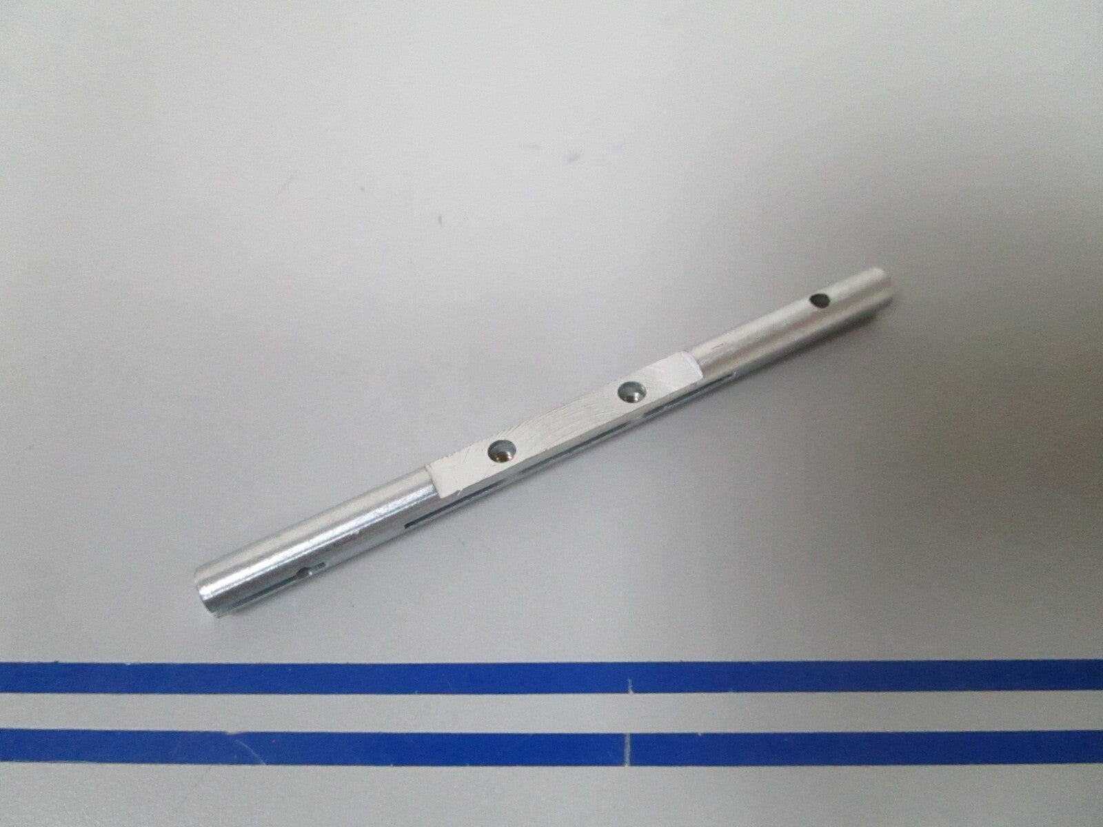 *NEW OEM* 0810 Mercury Quicksilver Throttle Shaft 1399-2012