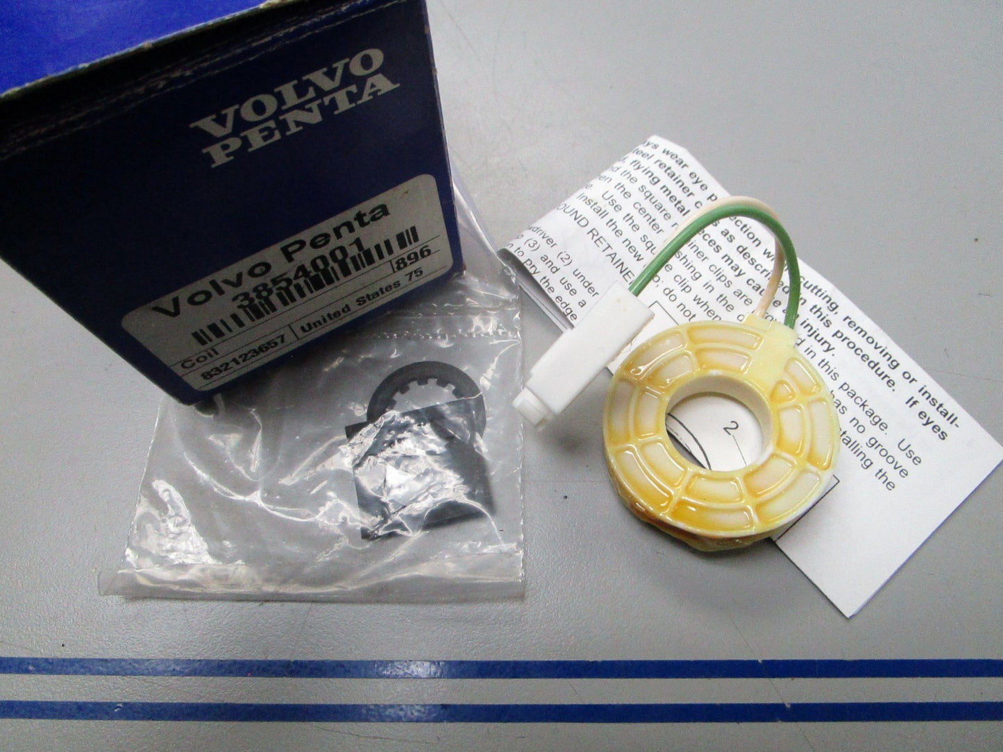 *NEW OEM* 0840 Volvo Penta Coil 3854001