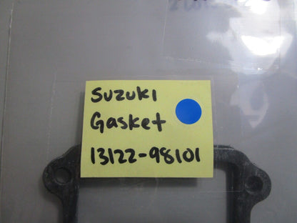 *NEW OEM* (LOT OF 2) 0810 Suzuki Gasket 13122-98101