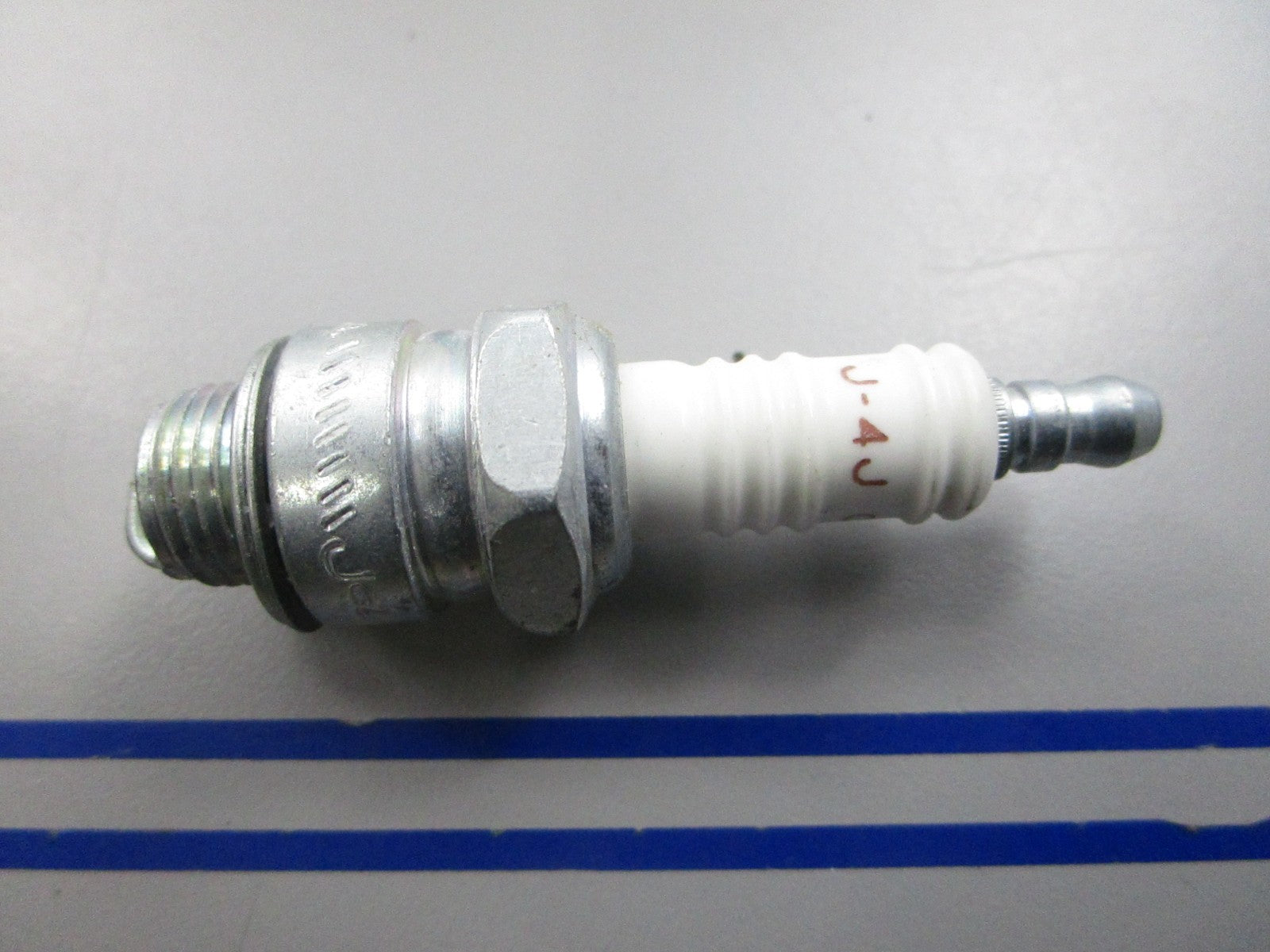 NEW J-4J Champion Spark Plug 0810