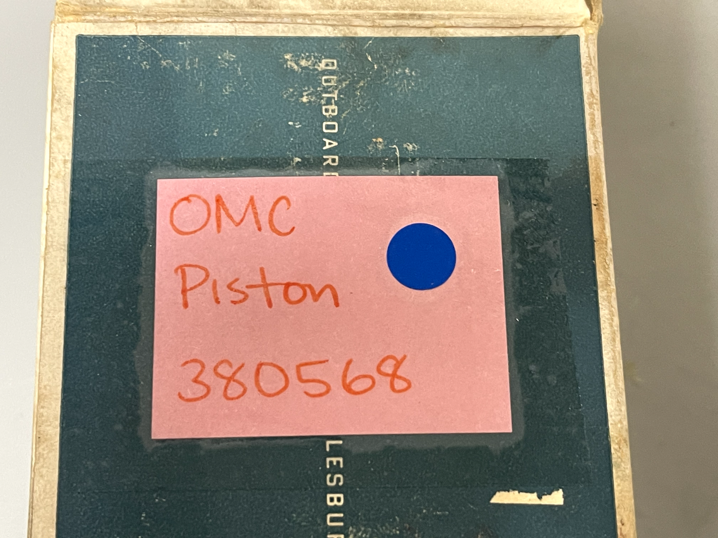 *NEW OEM* 0670 OMC Johnson Evinrude Piston 0380568 380568