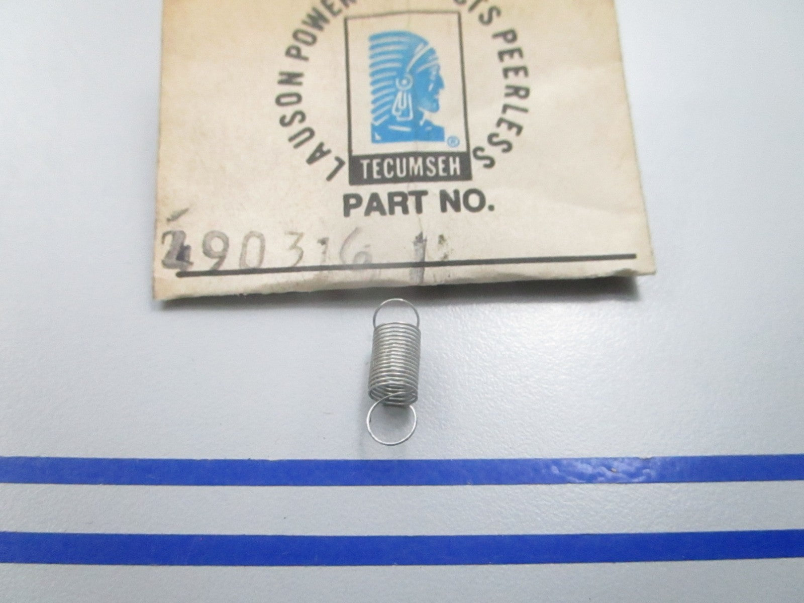 NEW OEM 490316 Tecumseh Extension Spring 0810