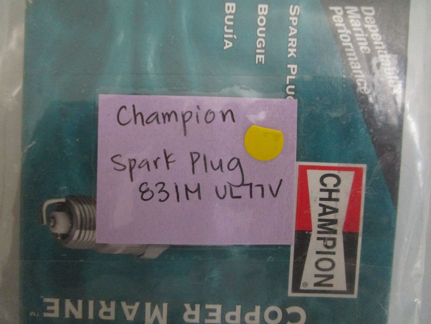 *NEW* (LOT OF 4) 0770 Champion Spark Plug 831M UL77V