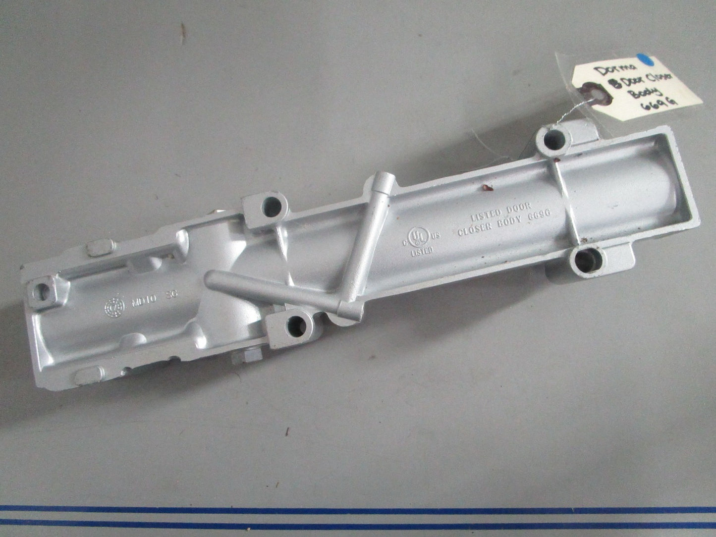 NEW OEM 669G Dorma Door Closer Body 0820