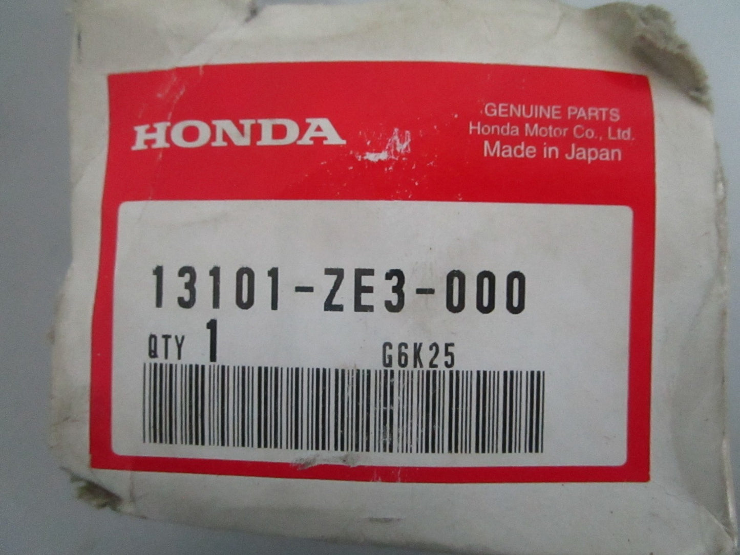 *NEW OEM* 0820 Honda Piston 13101-ZE3-000