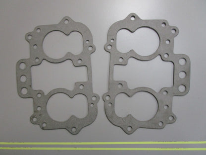 *NEW OEM* (LOT OF 2) 0810 OMC Johnson Evinrude Gasket 305218 0305218