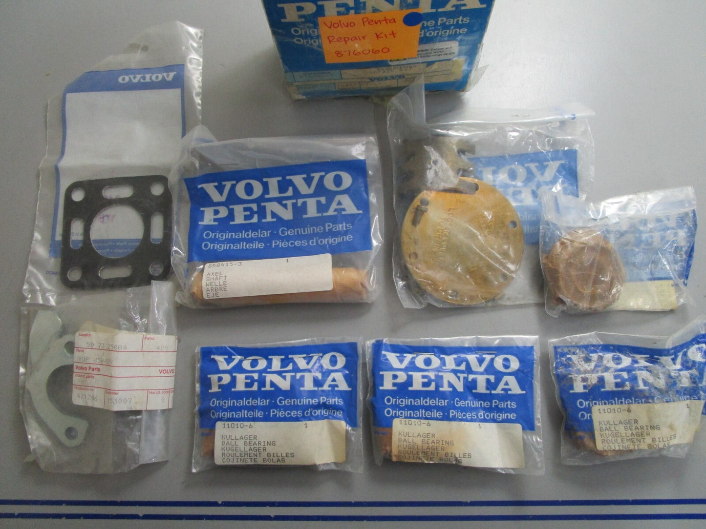 *NEW OEM* 0820 Volvo Penta Repair Kit 876060