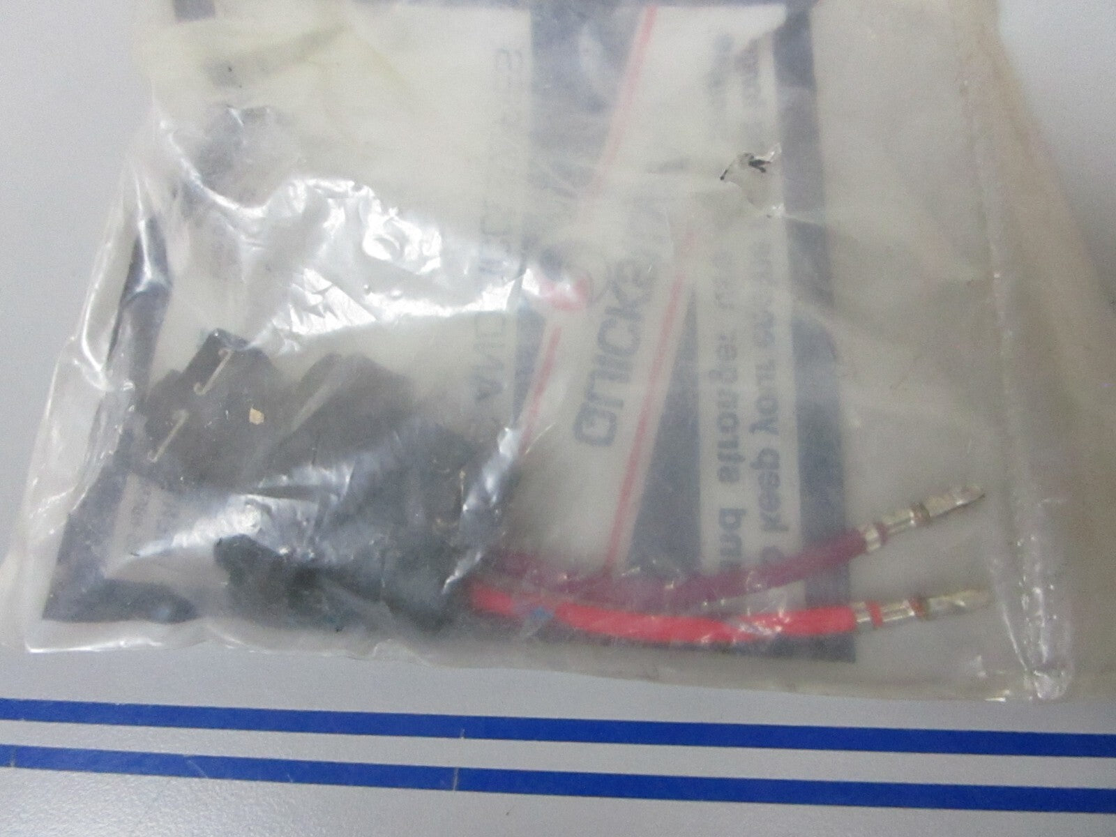 *NEW OEM* 0810 Mercury Quicksilver Connector 90671