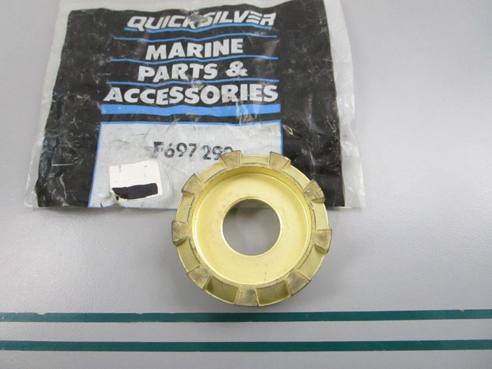 NEW OEM F697299 Mercury Quicksilver Propeller Washer 0810