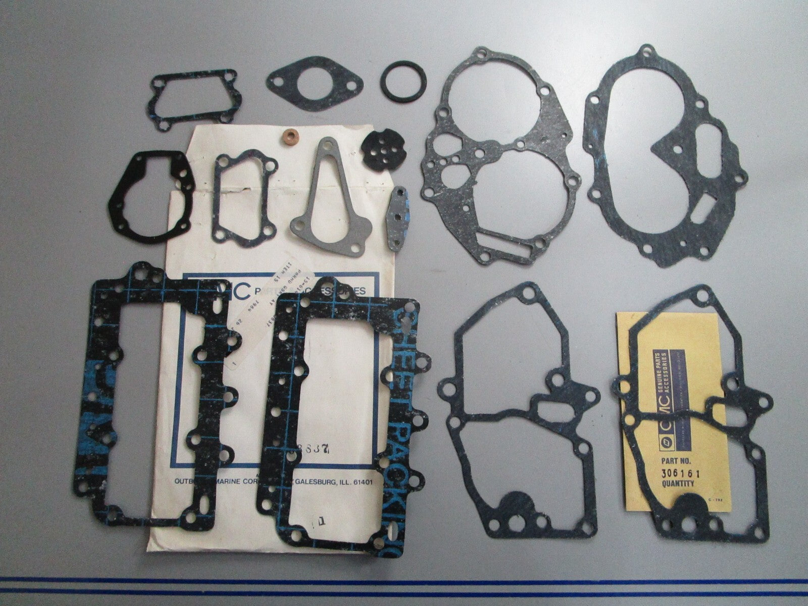 *NEW OEM* 0820 OMC Johnson Evinrude Gasket Set 383837 0383837