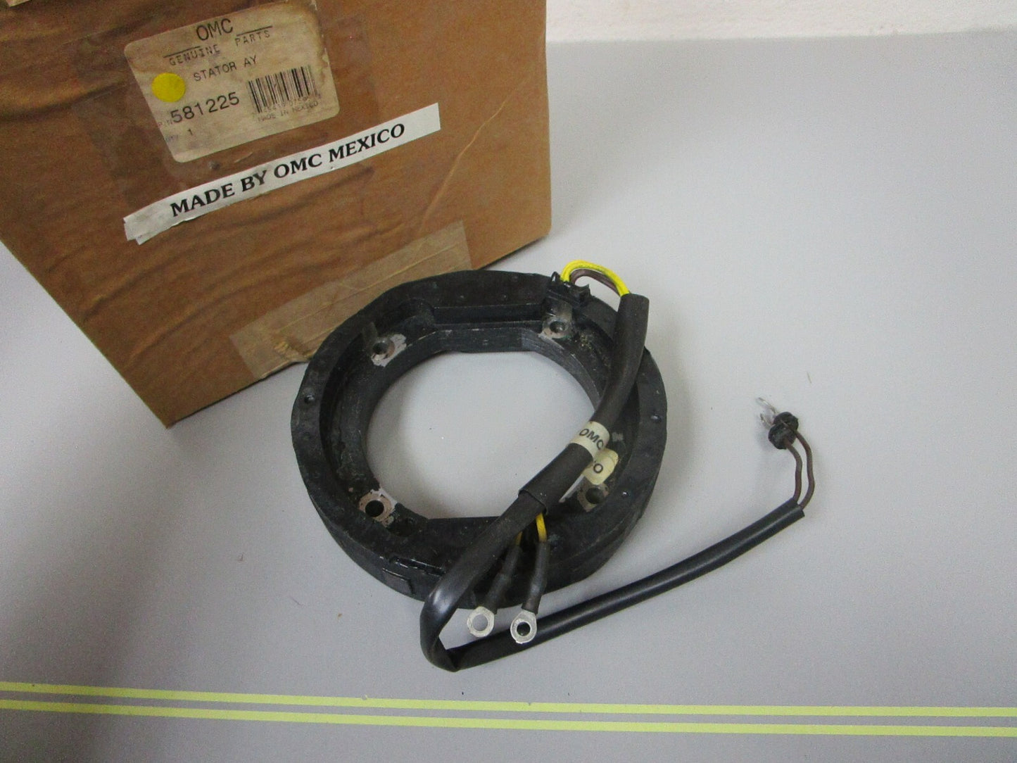 *NEW OEM* 0720 OMC Johnson Evinrude Stator 581225 0581225