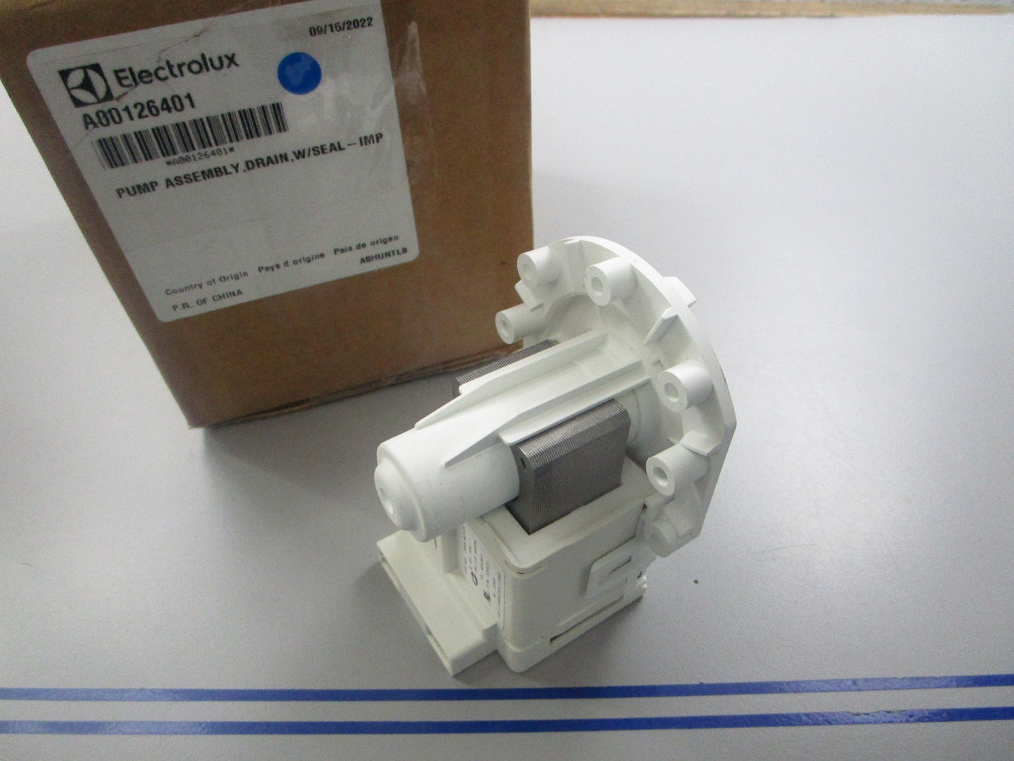 *NEW OEM* 0810 Electrolux Impeller Pump Assembly A80126401