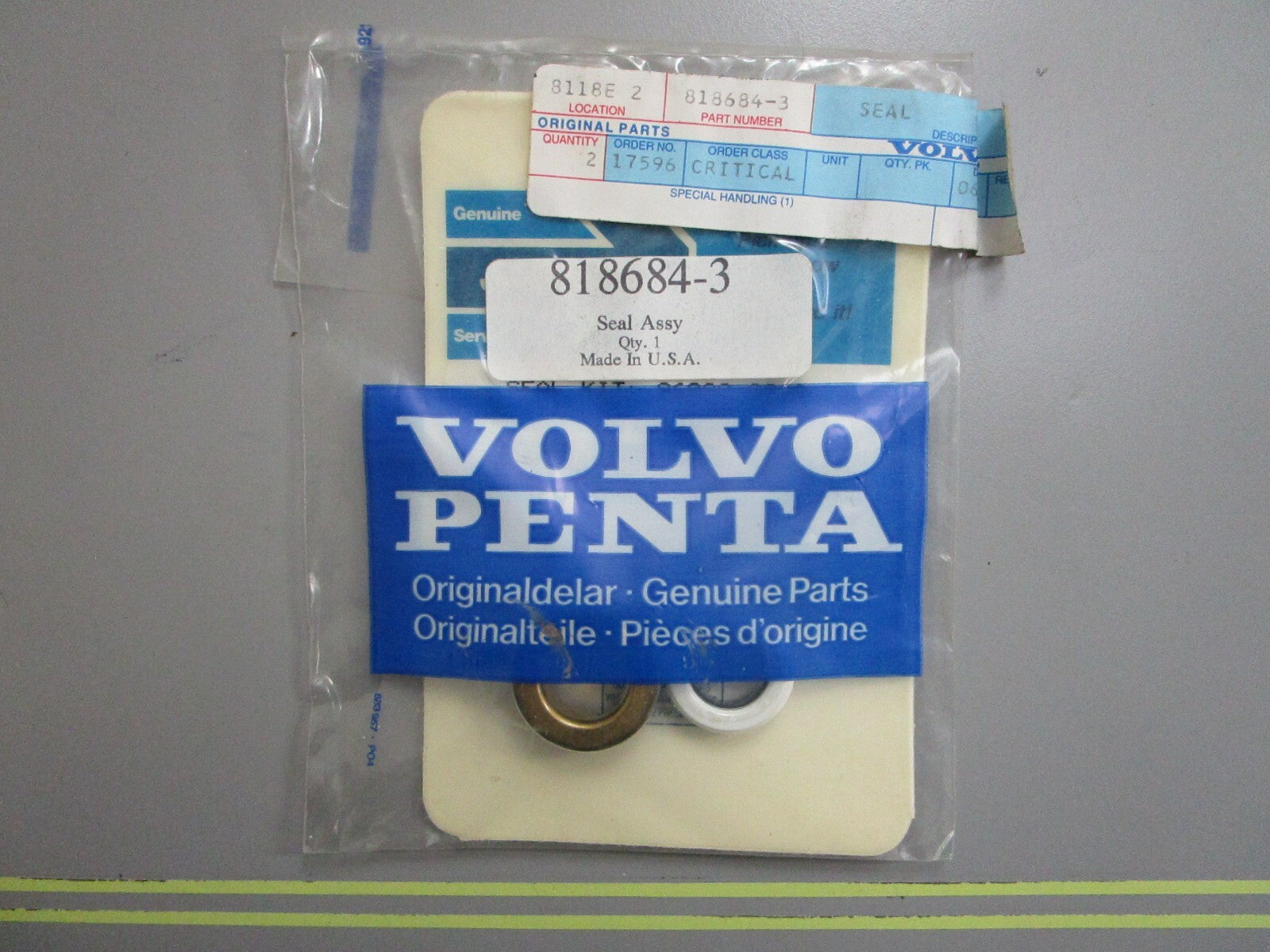 *NEW OEM* 0820 Volvo Penta Seal 818684