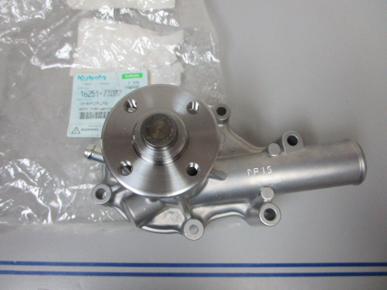 *NEW OEM* 0720 Kubota Water Pump Assembly 16251-73037