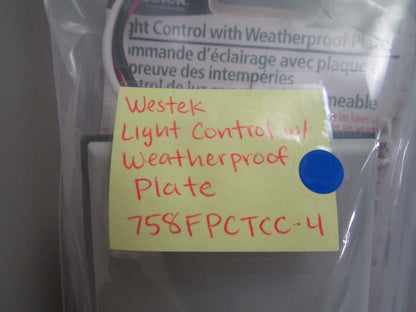 *NEW* 0810 Westek Light Control w/ Weatherproof Plate 758FPCTCC-4