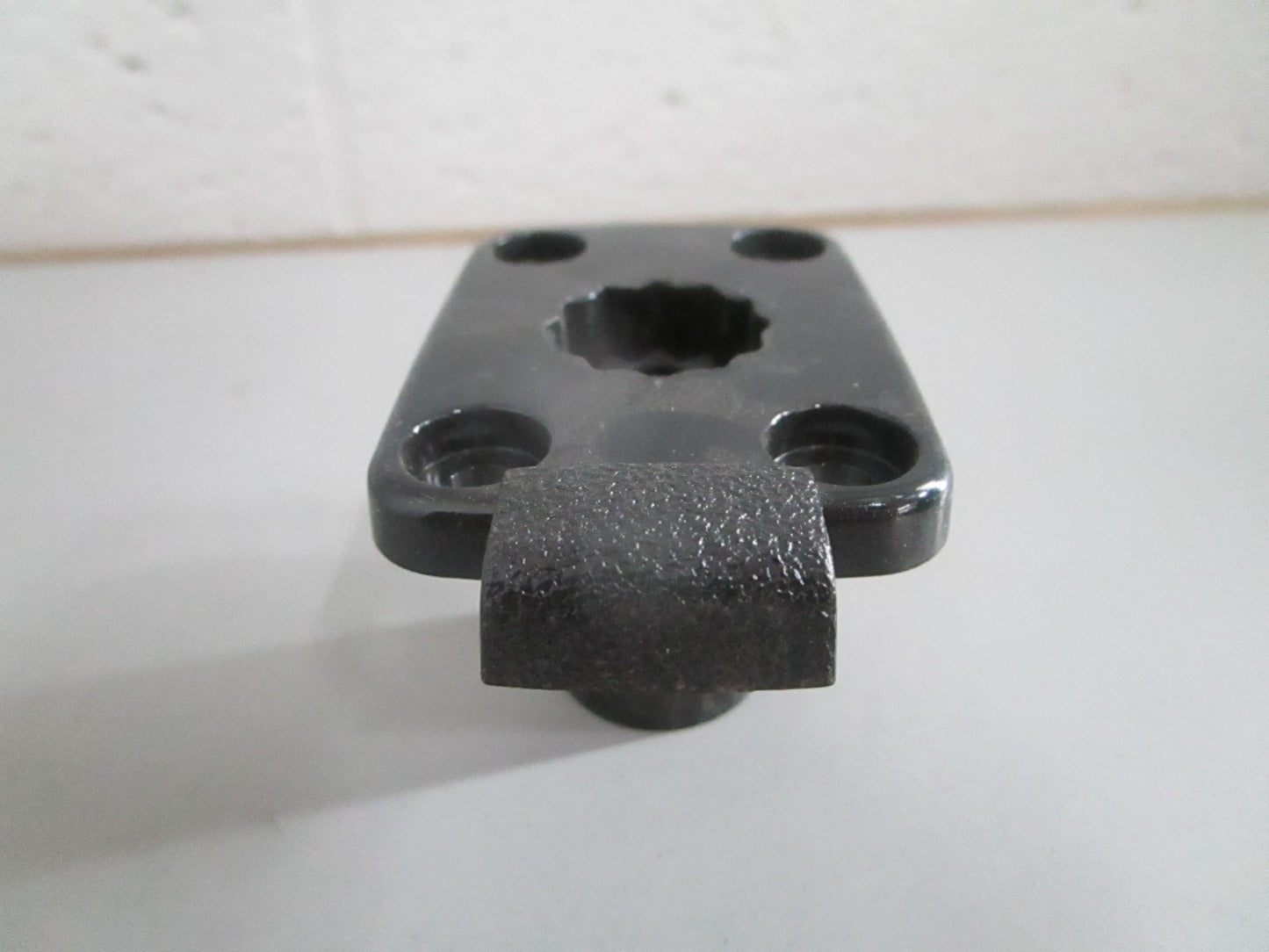 NEW OEM 5020-6 Attwood Black Side Mount 0820