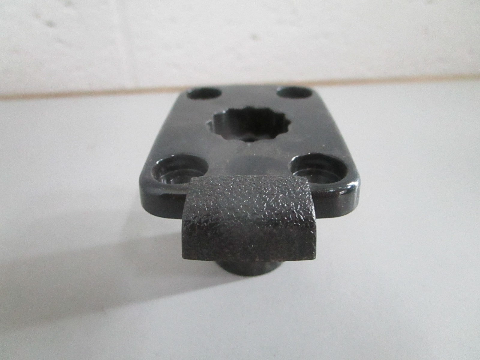 NEW OEM 5020-6 Attwood Black Side Mount 0820