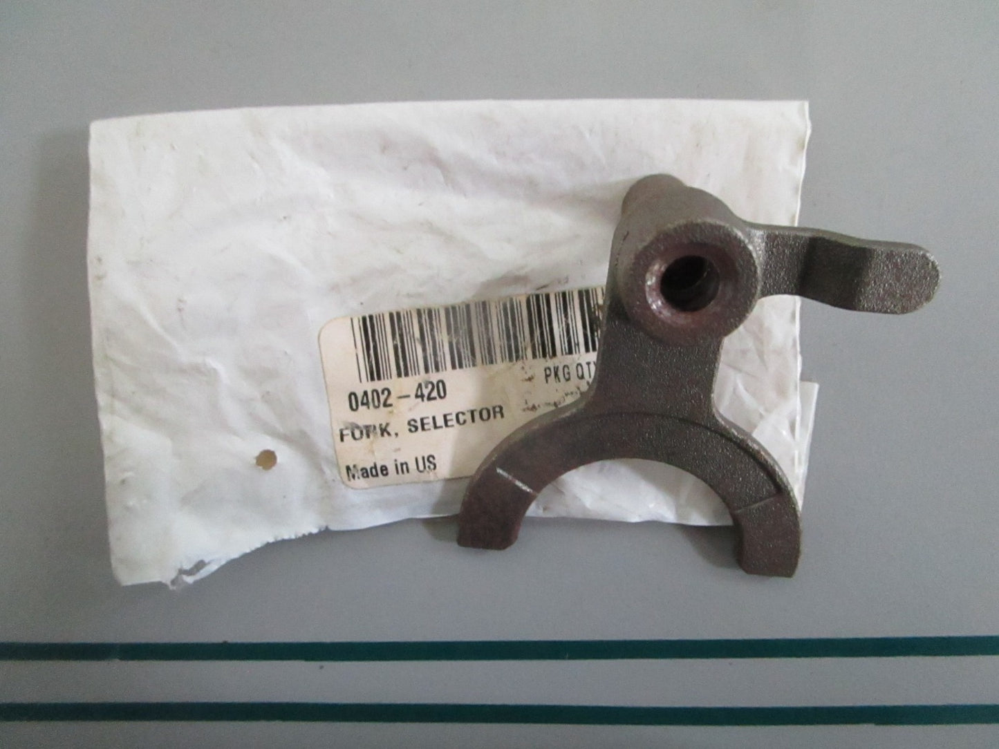 NEW OEM 0402-420 Arctic Cat Selector Fork 0820