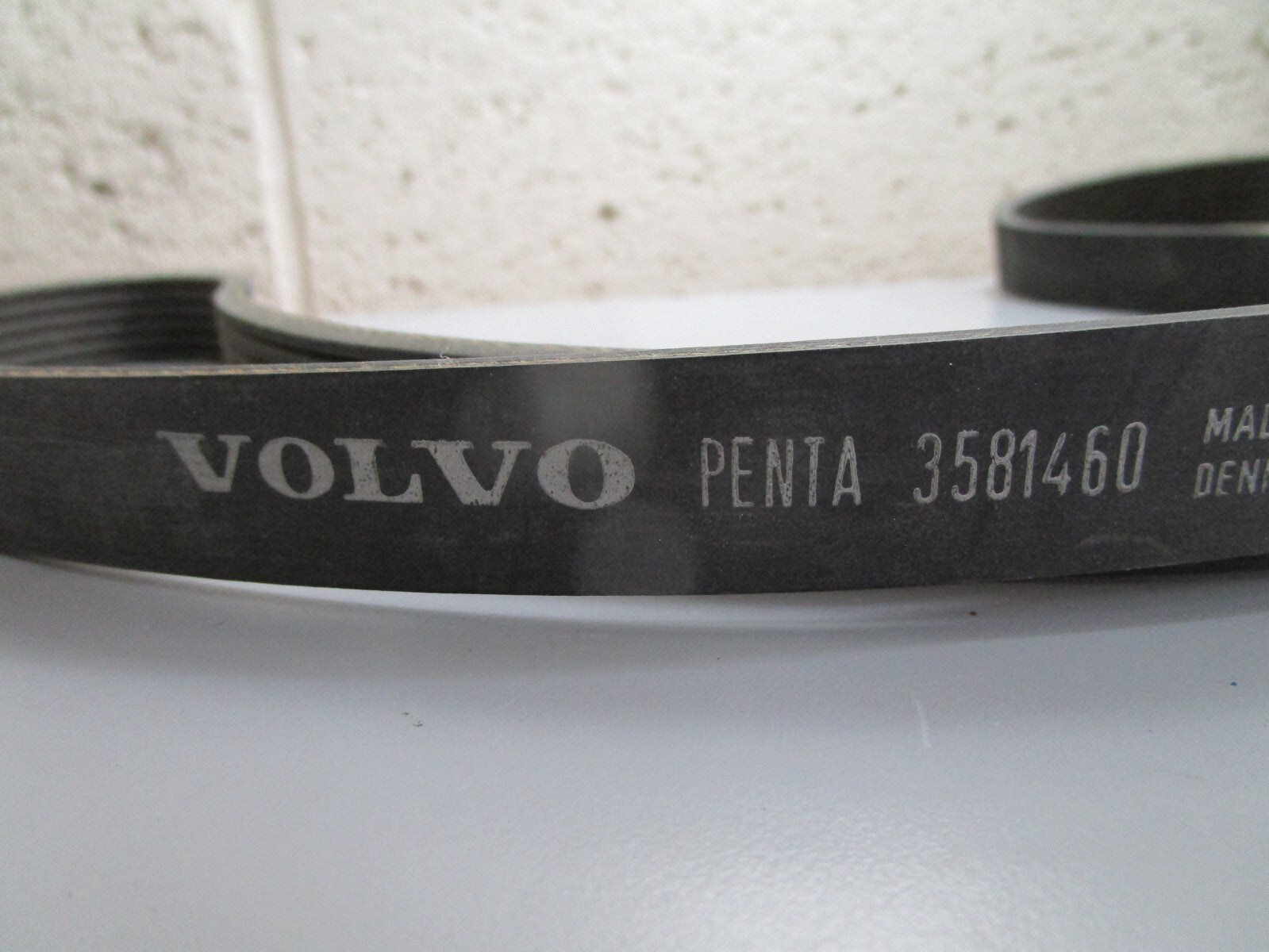 *NEW OEM* 0810 Volvo Penta Belt 3581460
