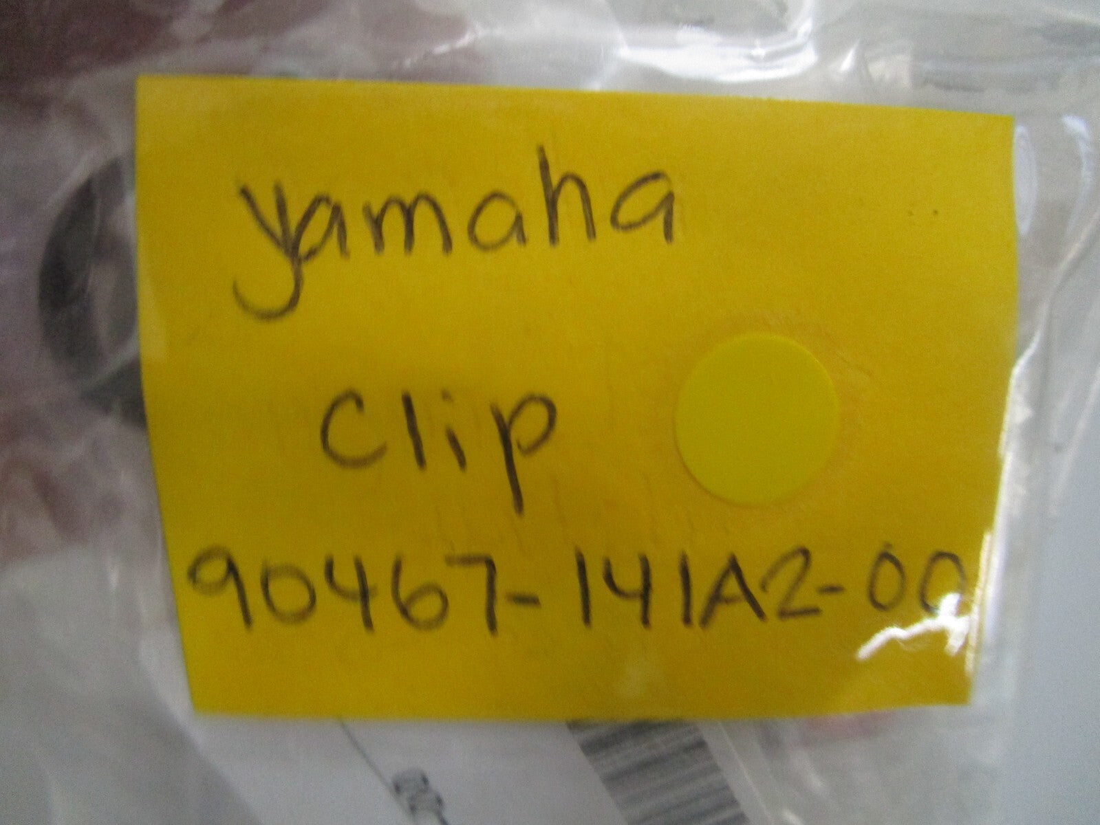 *NEW OEM* 0810 Yamaha Clip 90467-141A2-00