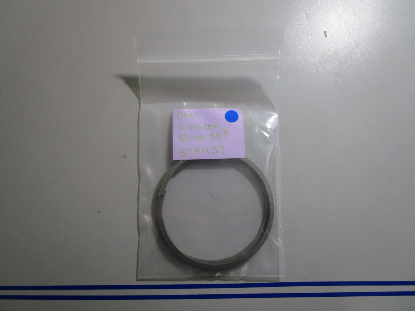 *NEW OEM* 0810 OMC Johnson Evinrude 3 Piston Ring Set 378437 0378437