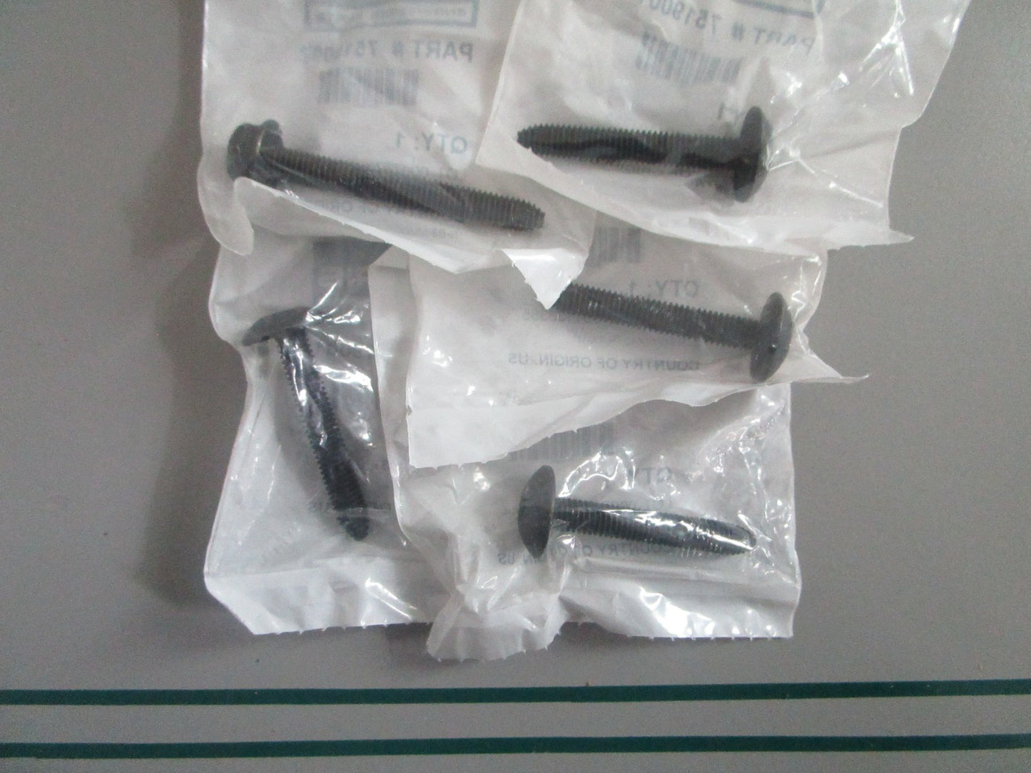 NEW OEM (LOT OF 5) 7519001 Polaris Screw 0820