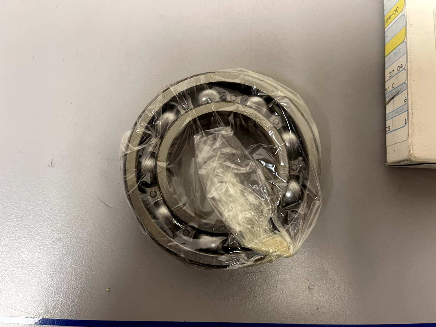 *NEW OEM* 0670 OMC Johnson Evinrude Bearing 5034137