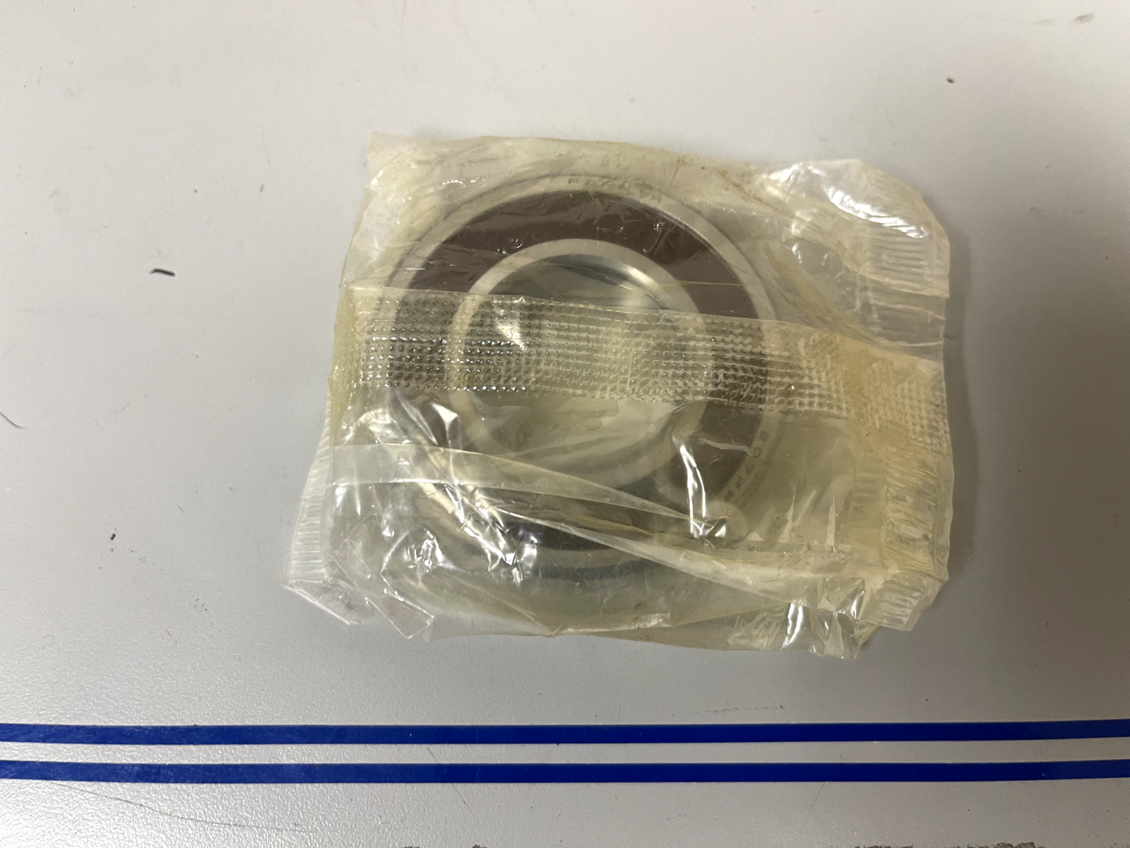 *NEW OEM* 0670  Mercury Quicksilver Ball Bearing 30-F695527 F695527
