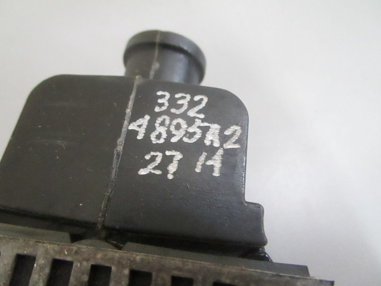 *NEW OEM* 0820 Mercury Quicksilver Ignition Coil Assy 332-4895T2