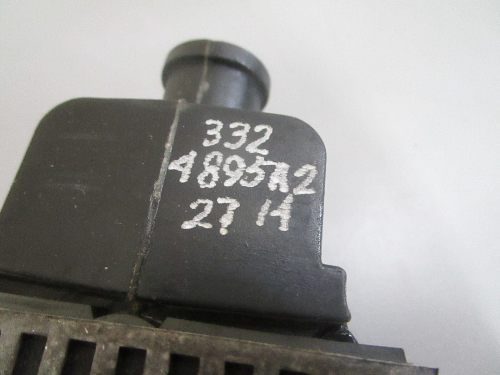 *NEW OEM* 0820 Mercury Quicksilver Ignition Coil Assy 332-4895T2