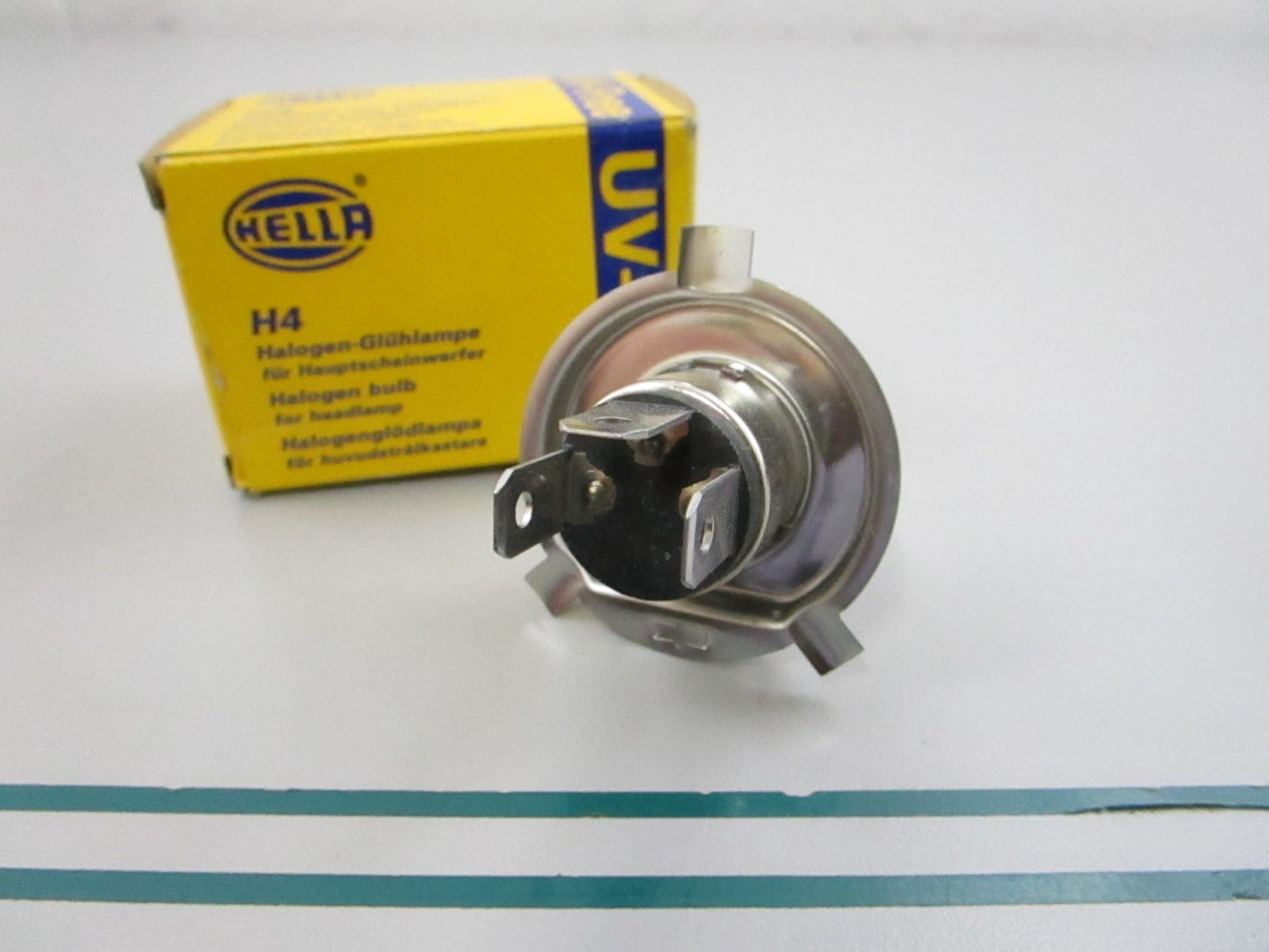 NEW 8GJ002525-131 Hella 12V 60/55W Bulb 0810